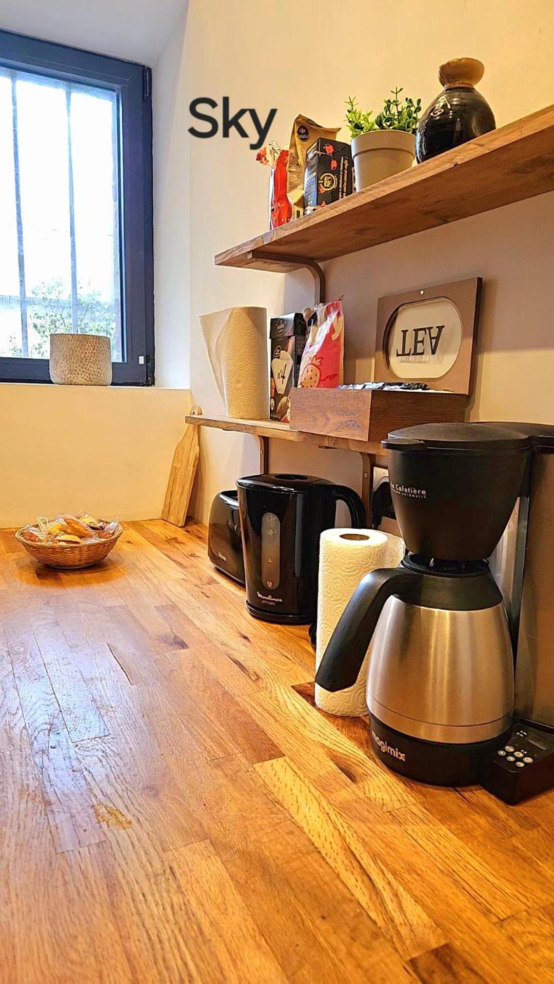 Hikoki Apartment